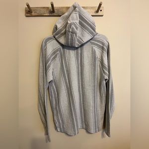 Thin unisex gray and white drug rug hooded sweatshirt